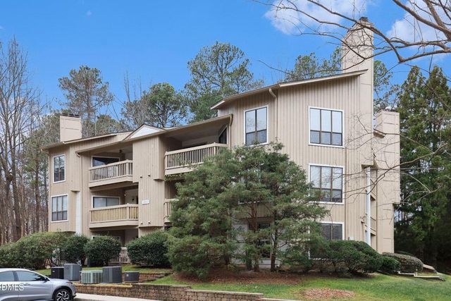 132 New Kent Place, Cary, NC 27511