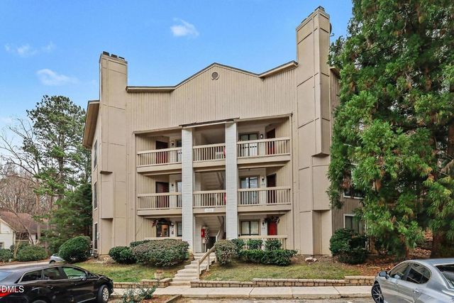 132 New Kent Place, Cary, NC 27511