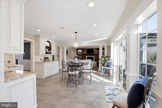 2842 WIMBLEDON LN, Lancaster, PA 17601