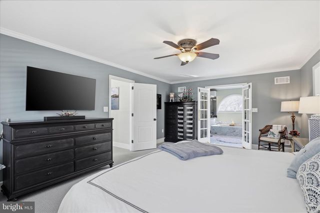 2842 WIMBLEDON LN, Lancaster, PA 17601