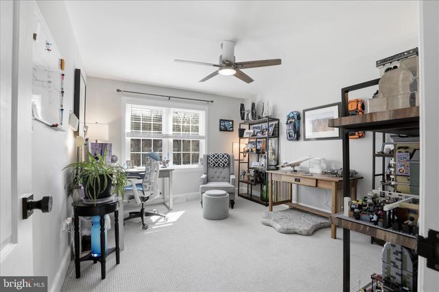 2842 WIMBLEDON LN, Lancaster, PA 17601