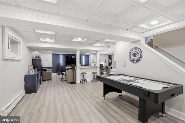 2842 WIMBLEDON LN, Lancaster, PA 17601