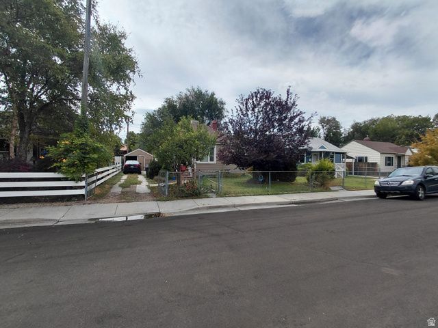 564 E 3065 S, South Salt Lake, UT 84106