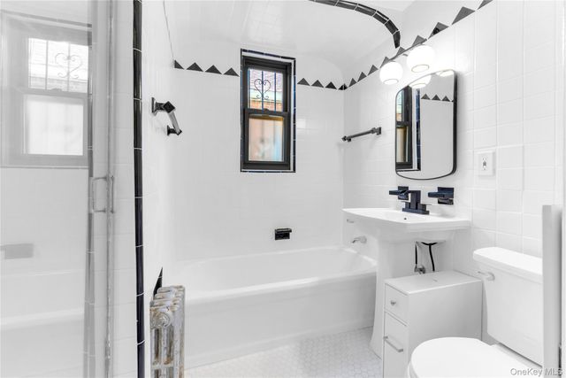 5569 Kings Highway, Brooklyn, NY 11203