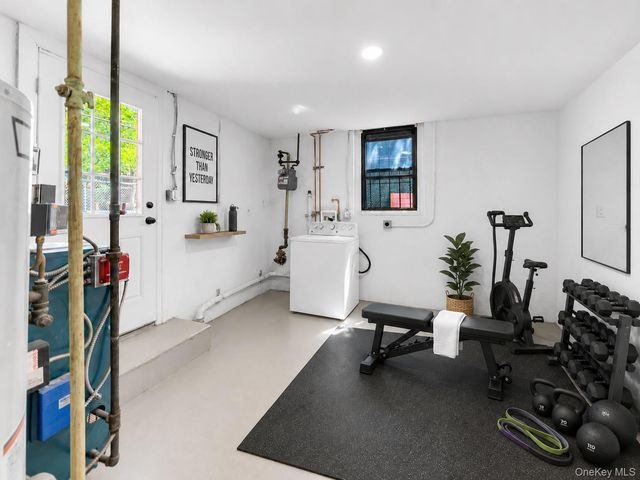 5569 Kings Highway, Brooklyn, NY 11203