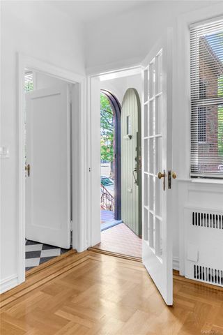 5569 Kings Highway, Brooklyn, NY 11203