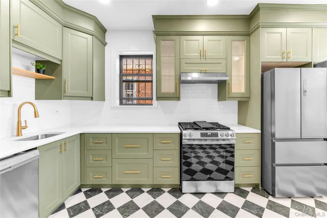 5569 Kings Highway, Brooklyn, NY 11203