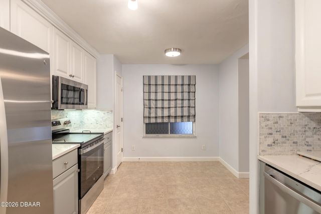 424 Luna Bella Ln Apt 415, New Smyrna Beach, FL 32168