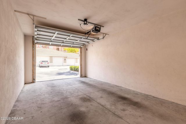 424 Luna Bella Ln Apt 415, New Smyrna Beach, FL 32168
