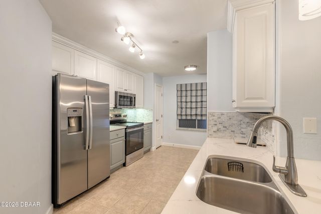 424 Luna Bella Ln Apt 415, New Smyrna Beach, FL 32168