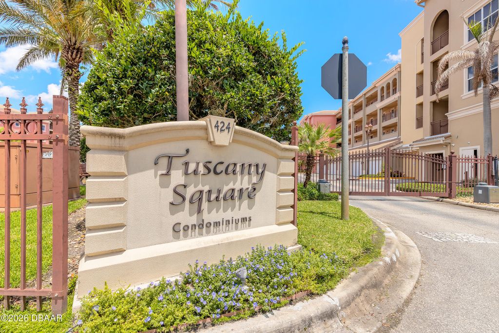 424 Luna Bella Ln Apt 415, New Smyrna Beach, FL 32168