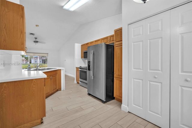 1918 Andromeda Ln 1918, Weston, FL 33327