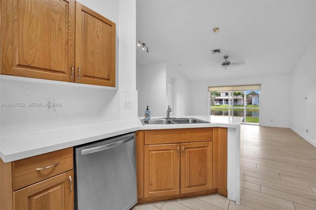 1918 Andromeda Ln 1918, Weston, FL 33327