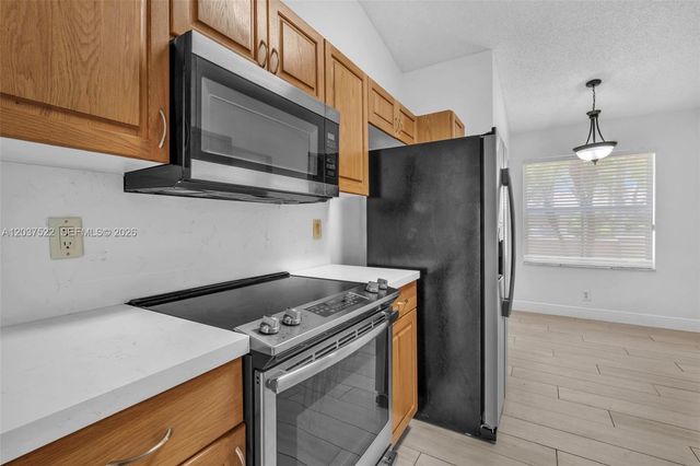 1918 Andromeda Ln 1918, Weston, FL 33327