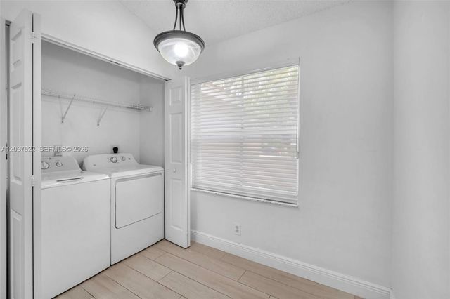 1918 Andromeda Ln 1918, Weston, FL 33327