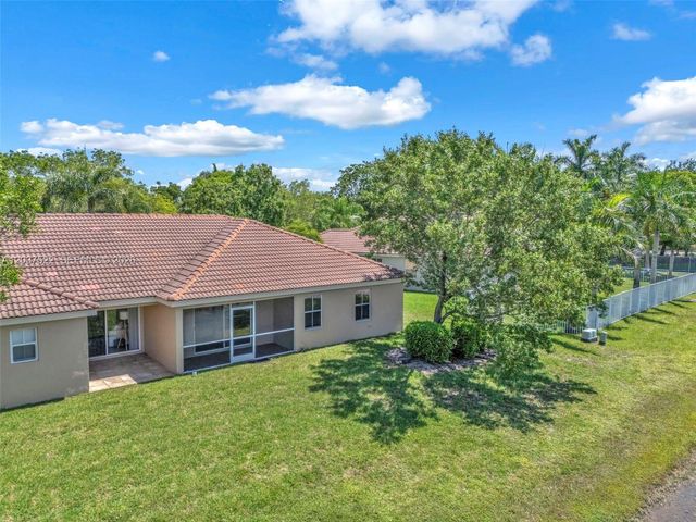 1918 Andromeda Ln 1918, Weston, FL 33327