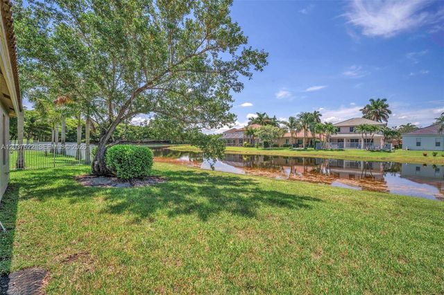 1918 Andromeda Ln 1918, Weston, FL 33327