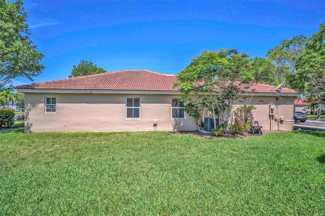1918 Andromeda Ln 1918, Weston, FL 33327