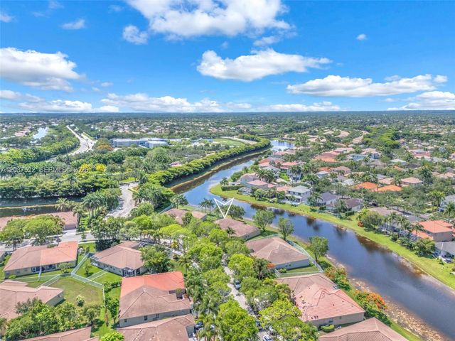 1918 Andromeda Ln 1918, Weston, FL 33327