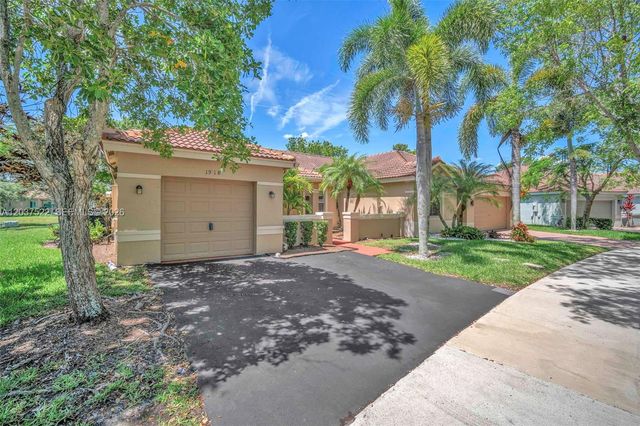 1918 Andromeda Ln 1918, Weston, FL 33327