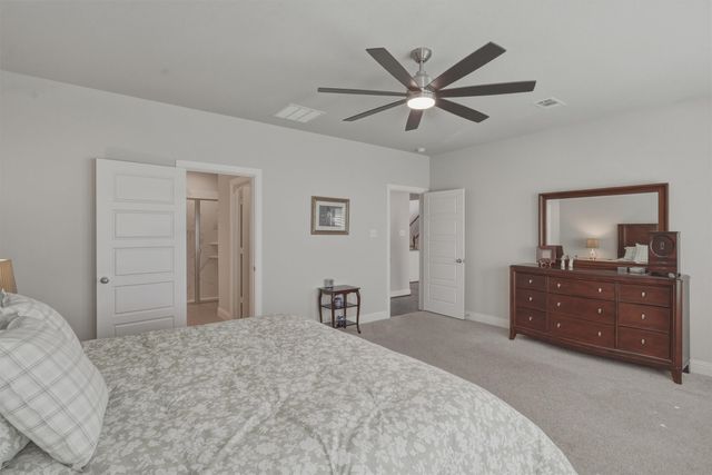 7521 Pondview Lane, Fort Worth, TX 76123
