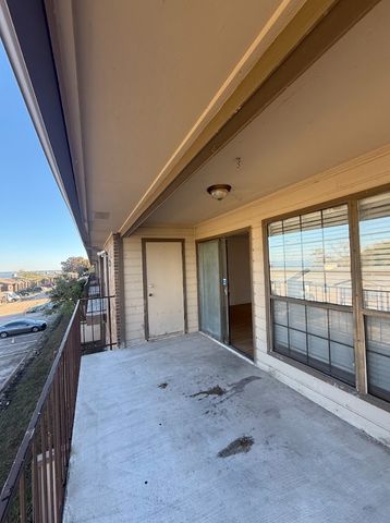 4448 Chaha Road, Garland, TX 75043