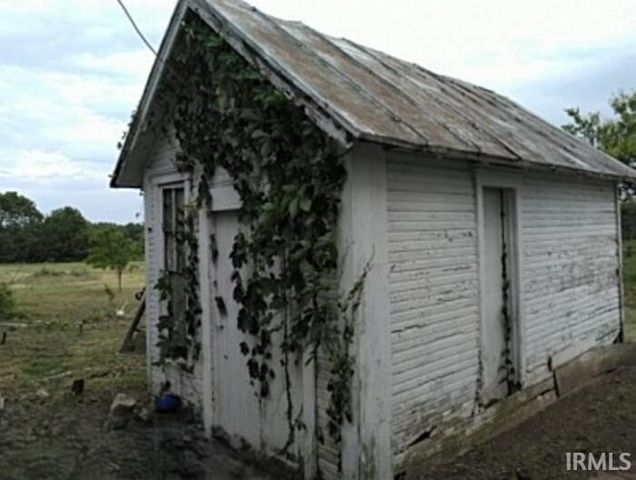 6213 S 594 W, Warren, IN 46792