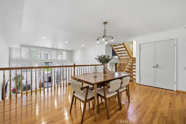 5305 White Oak Avenue, Encino, CA 91316
