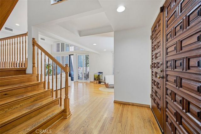 5305 White Oak Avenue, Encino, CA 91316