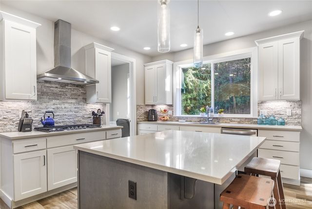 32104 30th Avenue NW, Stanwood, WA 98292