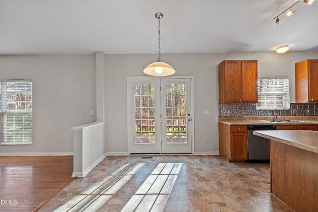 5060 Stonewood Pines Drive, Knightdale, NC 27545