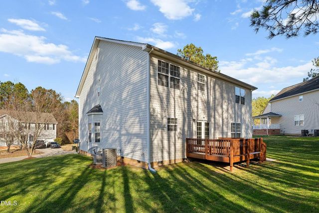 5060 Stonewood Pines Drive, Knightdale, NC 27545