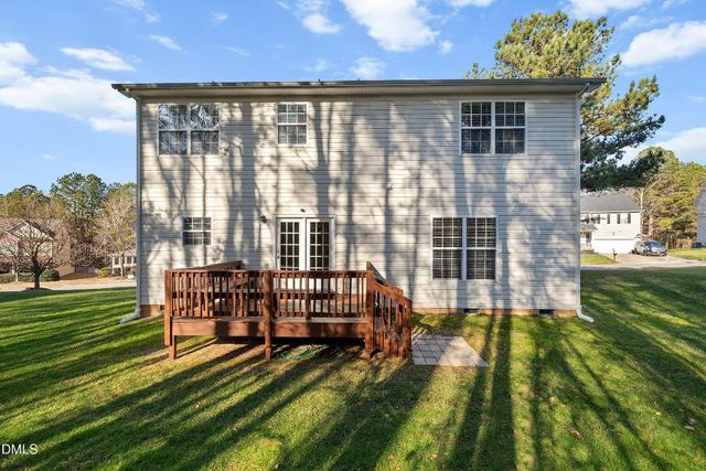 5060 Stonewood Pines Drive, Knightdale, NC 27545