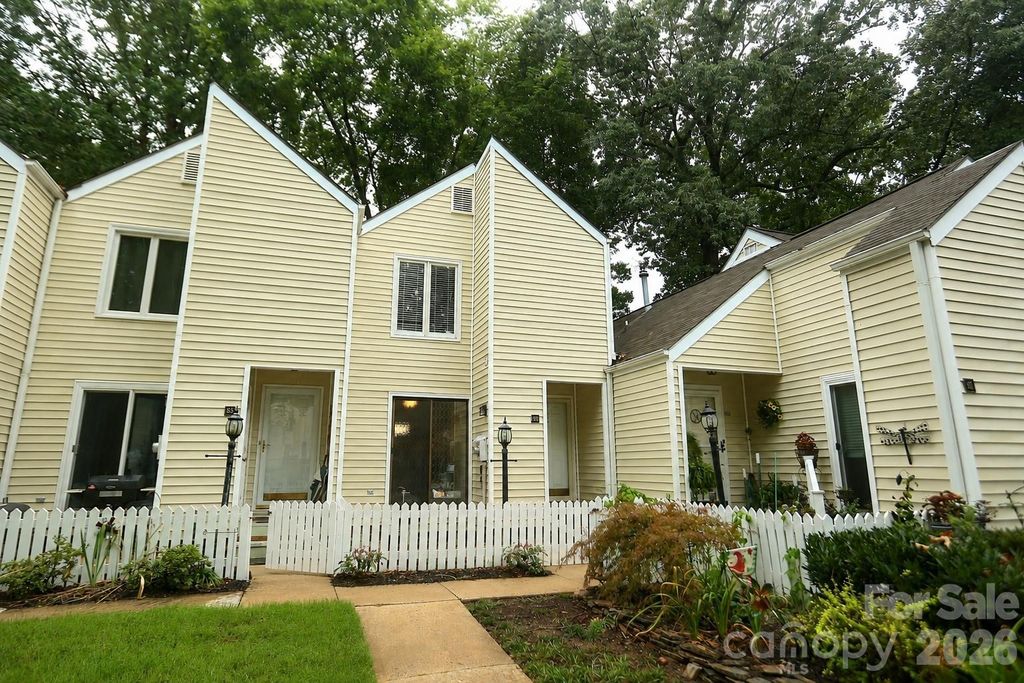 413 Eastwood Drive, Salisbury, NC 28146