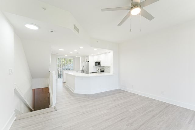 20889 Saint Andrews Boulevard, Boca Raton, FL 33433