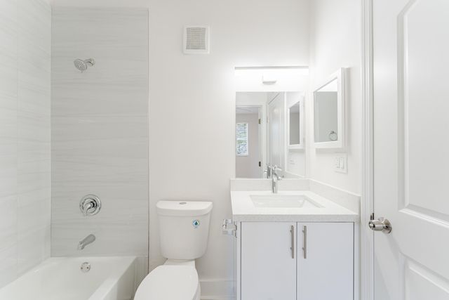 20889 Saint Andrews Boulevard, Boca Raton, FL 33433