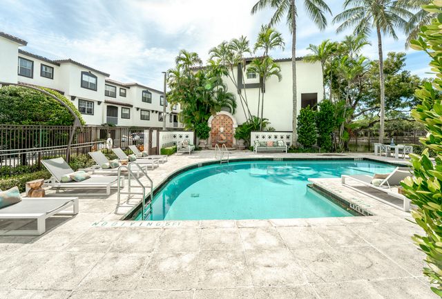 20889 Saint Andrews Boulevard, Boca Raton, FL 33433