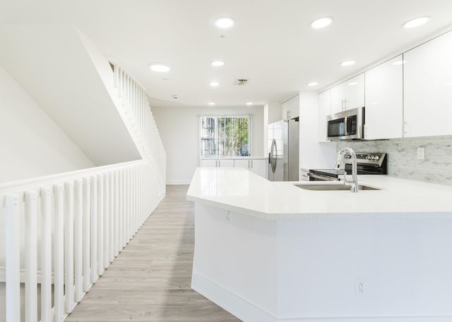 20889 Saint Andrews Boulevard, Boca Raton, FL 33433