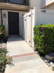 19002 Huntington Street B, Huntington Beach, CA 92648