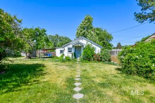 145 S 13th E, Mountain Home, ID 83647