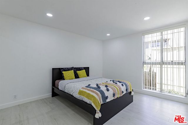 1017 S BEDFORD Street 2, Los Angeles, CA 90035