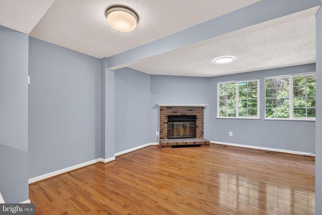 6844 HEATHERWAY CT, Alexandria, VA 22315