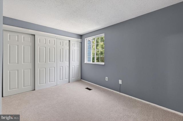6844 HEATHERWAY CT, Alexandria, VA 22315