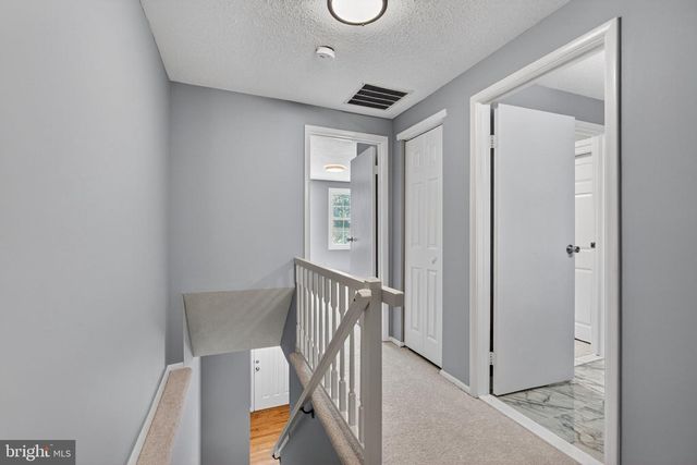 6844 HEATHERWAY CT, Alexandria, VA 22315