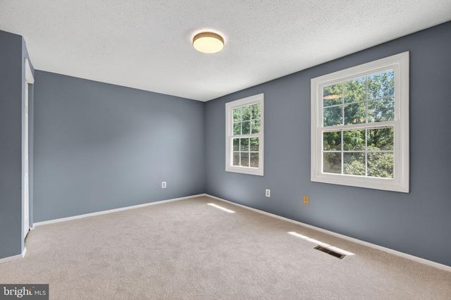 6844 HEATHERWAY CT, Alexandria, VA 22315