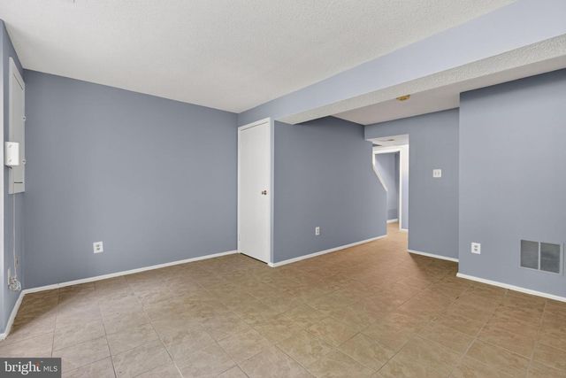 6844 HEATHERWAY CT, Alexandria, VA 22315