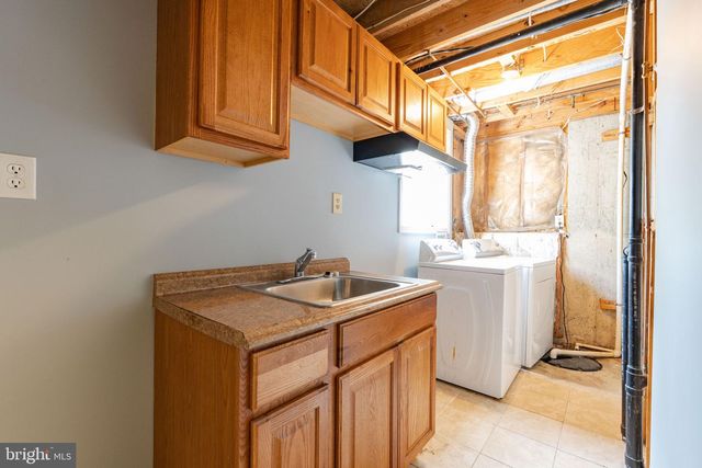 6844 HEATHERWAY CT, Alexandria, VA 22315
