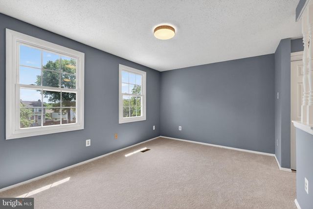 6844 HEATHERWAY CT, Alexandria, VA 22315