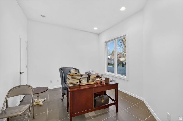 2106 E CONNOR PARK CV, Salt Lake City, UT 84109