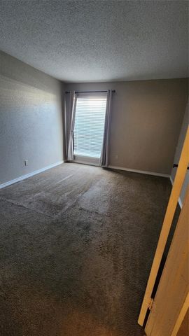 2818 S Bartell Drive 7, Houston, TX 77054